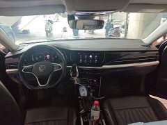 Volkswagen Passat 330TSI Luxury - ფოტო 13