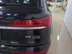 Audi Q7 45 TFSI quattro S line Sport - ფოტო 8