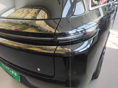 Li Auto L8 2024 Pro - ფოტო 8