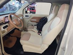 Wuling Hongguang MINIEV Third Generation 215km Youth Edition - ფოტო 15