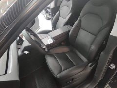 Tesla Model Y Rear-Wheel Drive - ფოტო 13
