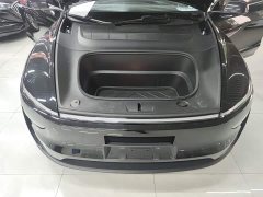 Tesla Model Y Rear-Wheel Drive - ფოტო 18