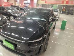 Tesla Model Y Rear-Wheel Drive - ფოტო 2
