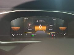 Volkswagen Touareg 300TSI Two-Wheel Drive Moonlight Edition - ფოტო 12