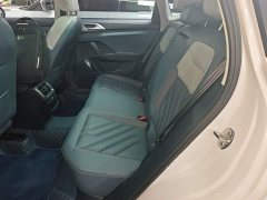 Volkswagen Touareg 300TSI Two-Wheel Drive Moonlight Edition - ფოტო 17