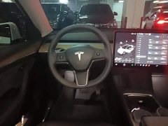 Tesla Model Y 2022 Facelift Rear-Wheel Drive - ფოტო 11