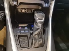 Toyota Vland 2.0L CVT FWD Luxury Plus - ფოტო 14