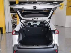 Toyota Vland 2.0L CVT FWD Luxury Plus - ფოტო 19