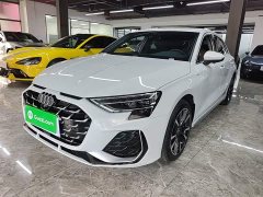Audi A3 Sportback 35TFSI Dynamic Comfort Edition - ფოტო 2