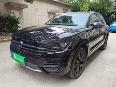 Volkswagen Touareg 3.0TSI Ruixiang Classic Sport Package - ფოტო 1