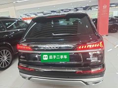 Audi Q7 55 TFSI quattro S Prestige - ფოტო 6