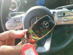 Mercedes-Benz EQA 300 4MATIC Launch Edition - ფოტო 9