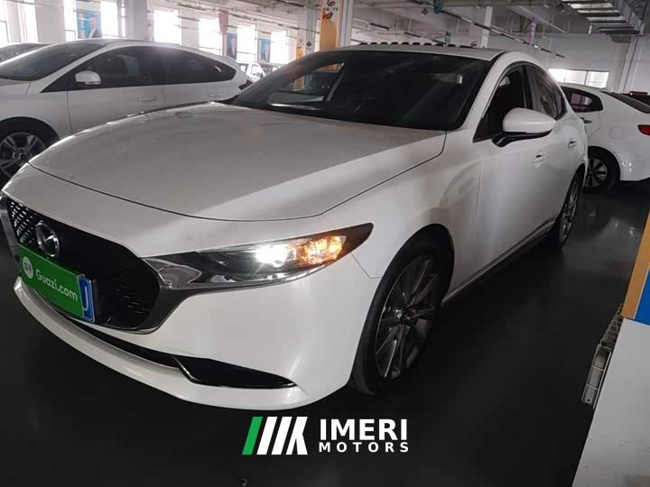 Mazda3 Axela 2.0L Automatic Elegant Edition