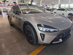 Xiaomi YU7 2025 Four-Wheel Drive Pro - ფოტო 4