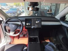 Tesla Model Y Rear-Wheel Drive - ფოტო 10