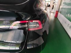 Tesla Model Y 2022 Facelift Rear-Wheel Drive - ფოტო 8