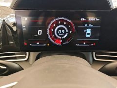 Hyundai Elantra 1.5L CVT Luxury - ფოტო 12