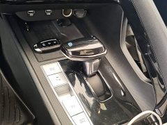 Hyundai Elantra 1.5L CVT Luxury - ფოტო 14