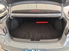 Hyundai Elantra 1.5L CVT Luxury - ფოტო 19