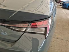 Hyundai Elantra 1.5L CVT Luxury - ფოტო 8