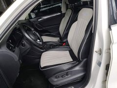 Volkswagen Tiguan L 380TSI Automatic AWD R-Line Premium 7-Seater - ფოტო 11