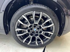 BMW X5 2023 xDrive 40Li M Sport Midnight Edition - ფოტო 9