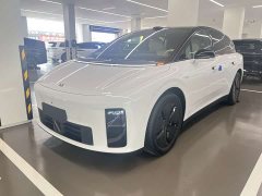 Li Auto i6 2025 Two-Wheel Drive Standard - ფოტო 1