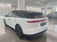Li Auto i6 2025 Two-Wheel Drive Standard - ფოტო 4