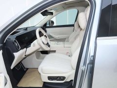 AITO M8 Extended Range Ultra 53.4kWh 6-Seater with 192-Channel LiDAR - ფოტო 10