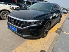 Volkswagen Passat 2023 380TSI Luxury - ფოტო 1