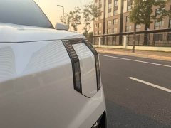 Zeekr 009 2024 Seven-Seat Aisle Version AWD 108kWh - ფოტო 14
