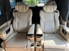 Toyota Alphard Hybrid 2.5L Premium Edition - ფოტო 10
