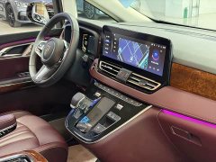 FAW Red Flag HQ9 2.0T Smart Connected Premium Edition - ფოტო 11