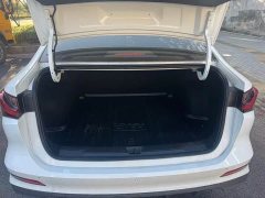 SAIC MG i5 1.5L CVT Luxury - ფოტო 11