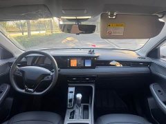 SAIC MG i5 1.5L CVT Luxury - ფოტო 8