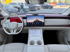 Voyah Lantu Zhiyin 2025 Rear-Wheel Drive Qiankun Edition - ფოტო 8