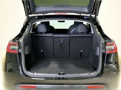 Tesla Model Y Rear-Wheel Drive - ფოტო 5