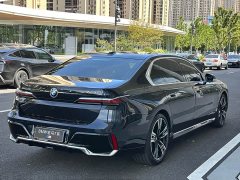 BMW 7 Series 740Li Premier M Sport Package - ფოტო 8