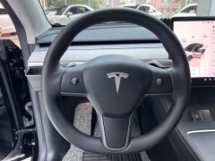 Tesla Model Y Rear-Wheel Drive - ფოტო 14
