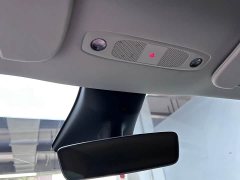 Tesla Model Y Rear-Wheel Drive - ფოტო 18