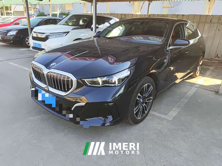 BMW 5 Series 525Li M Sport Package - ავტომობილი ჩინეთიდან