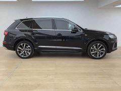 Audi Q7 55 TFSI quattro S line Sport - ფოტო 3