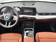BMW iX1 eDrive25L M Sport Package - ფოტო 8