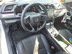 Honda Civic 2021 Hatchback 220 Turbo CVT Trendy Control - ფოტო 11