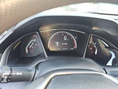 Honda Civic 2021 Hatchback 220 Turbo CVT Trendy Control - ფოტო 12