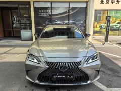 Lexus ES 2020 300h Excellence - ფოტო 14