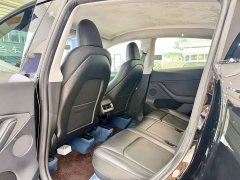 Tesla Model Y Rear-Wheel Drive - ფოტო 9