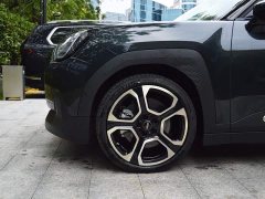 BMW 2025 Electric MINI ACEMAN SE Artist Edition - ფოტო 6