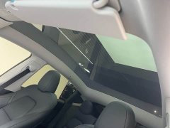 Tesla Model Y Rear-Wheel Drive - ფოტო 15