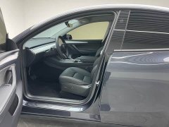Tesla Model Y Rear-Wheel Drive - ფოტო 16
